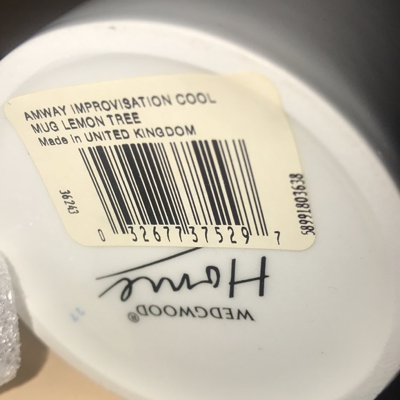 NWT Wedgwood Home Amway 2 Lemon Tree England Mugs - Picture 4 of 10